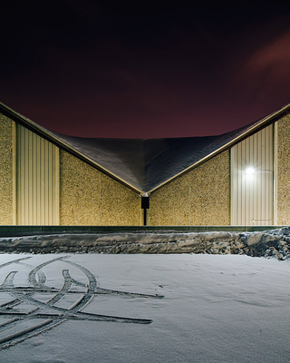Illustration for article titled These Photos of an Empty City at Night Will Haunt Me Forever